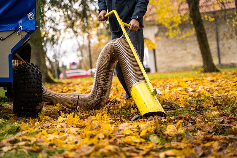 Leaf vacuum trailer ( 81.2500+61.1000 )