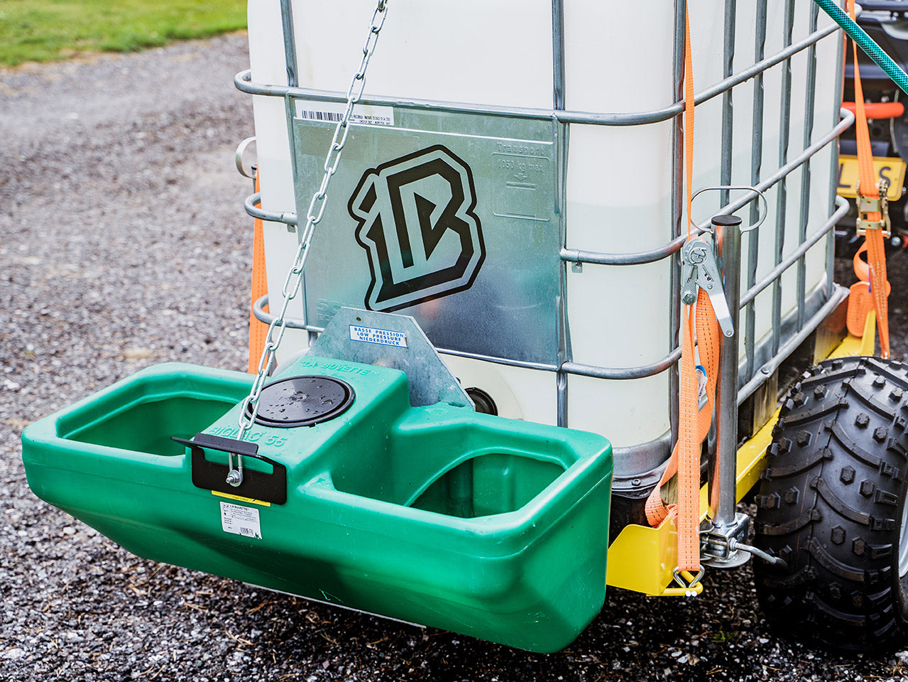 Drinking trough 55L: for IB trailers 91.1000 / 86.5000