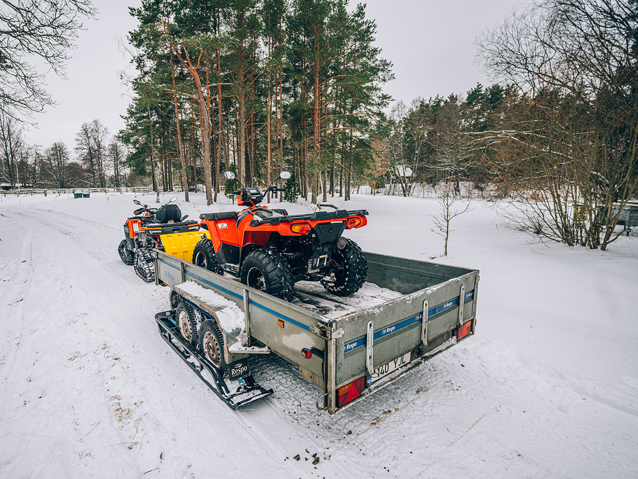 Trailer skis: ( 2 axle trailer ): adjustable width: road & offroad tyres