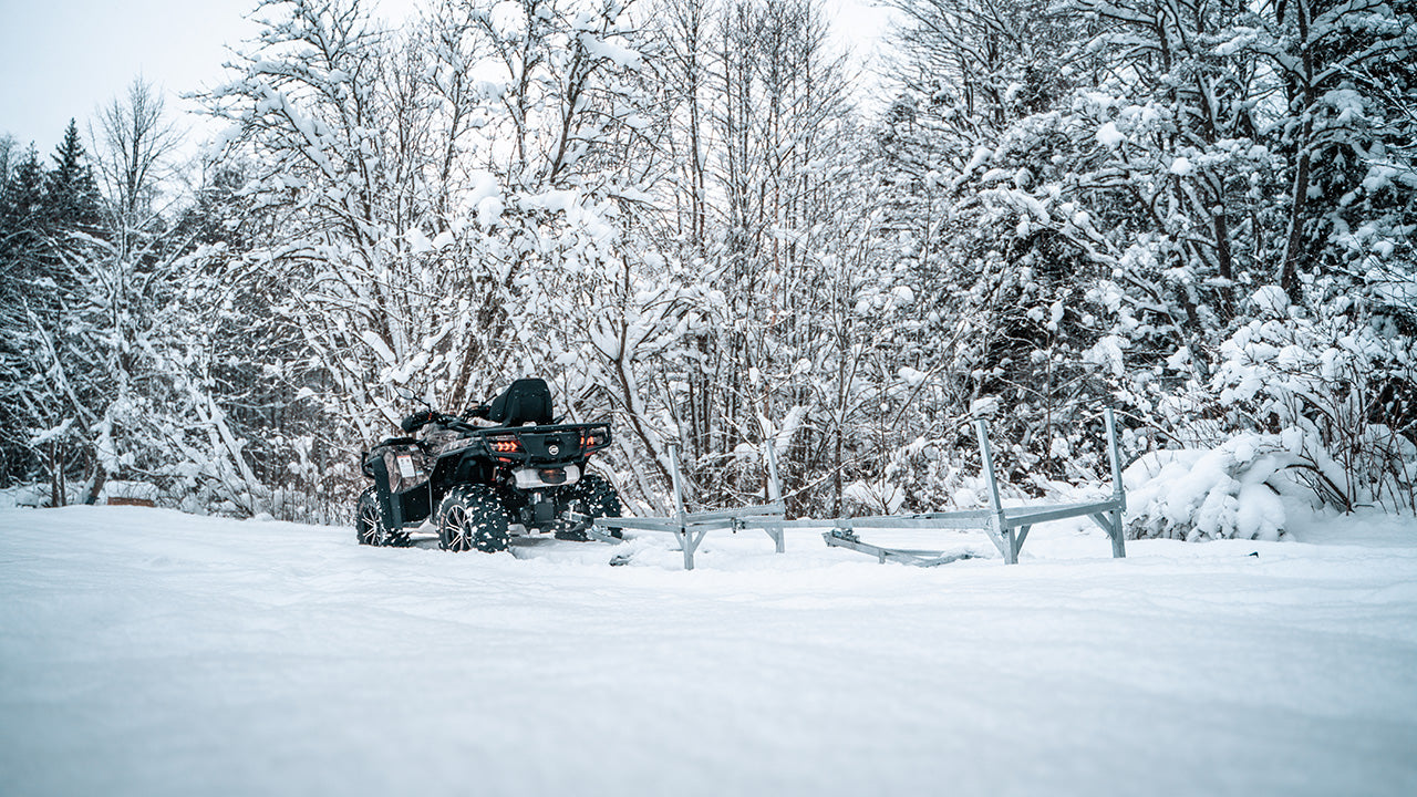 Timber sled: (timber trailer on skis)