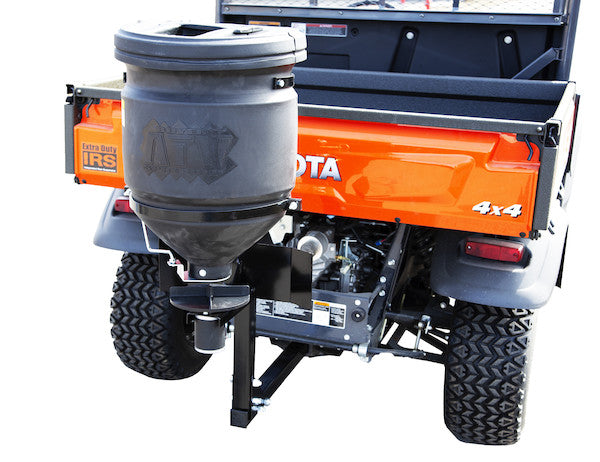 Universal spreader 57L: rack and 2" receiver fitment