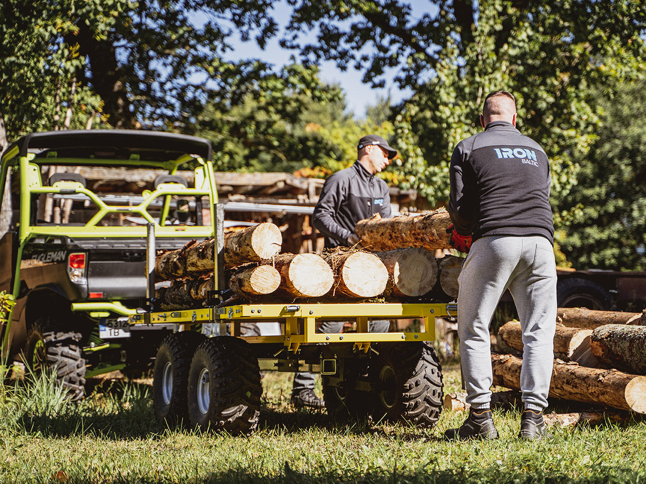 Water tank installation module: Log Bolsters