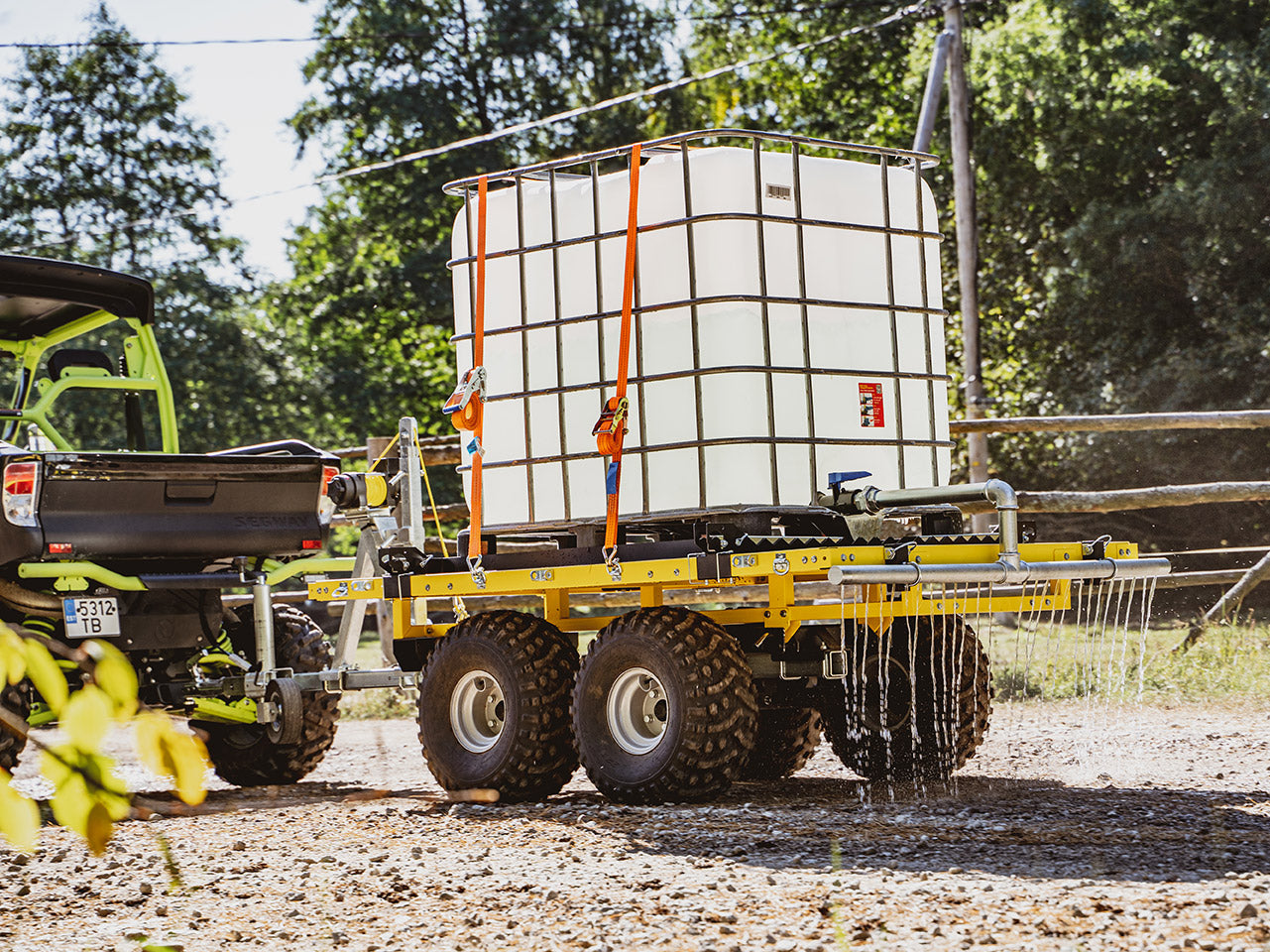 Water tank installation module: Log Bolsters